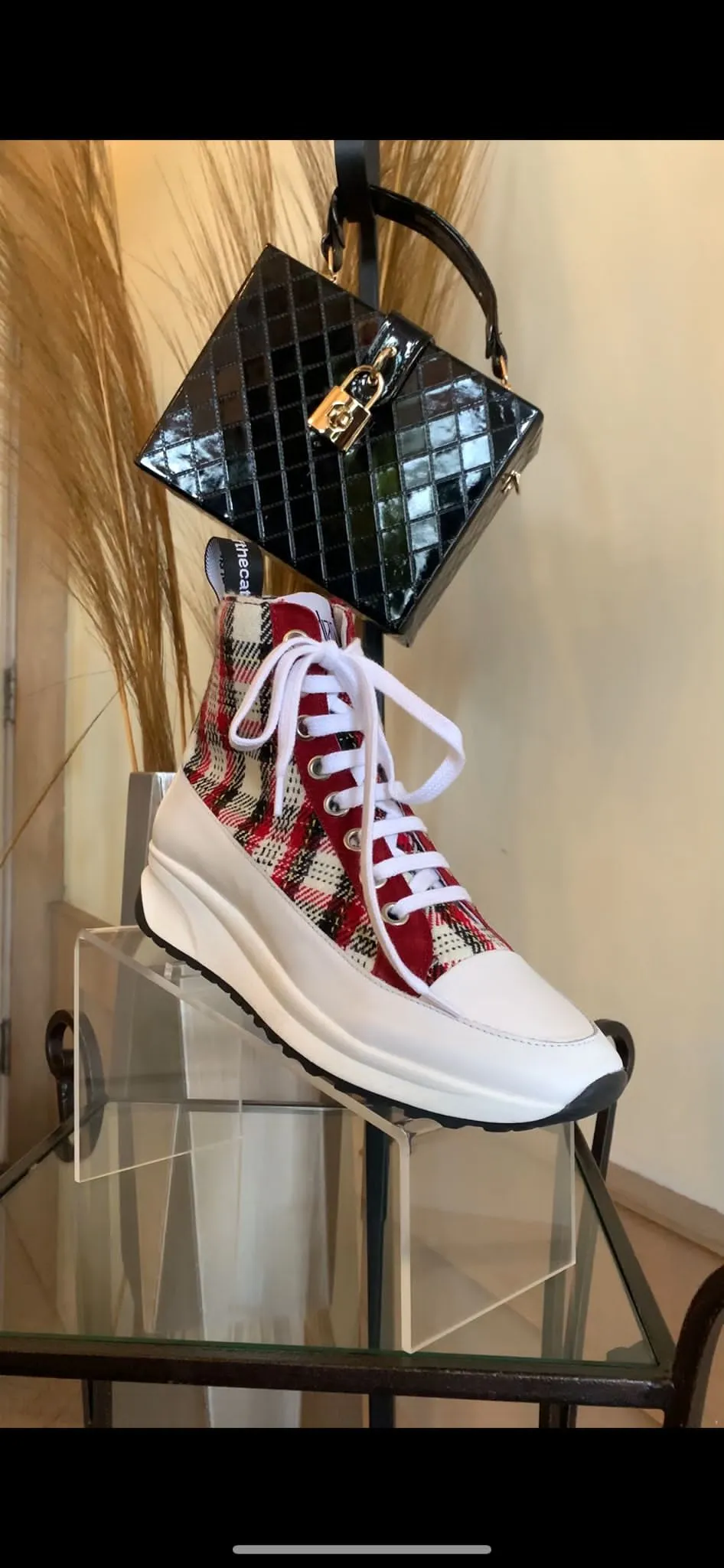 Charlie Classic Two Tone Sneaker
