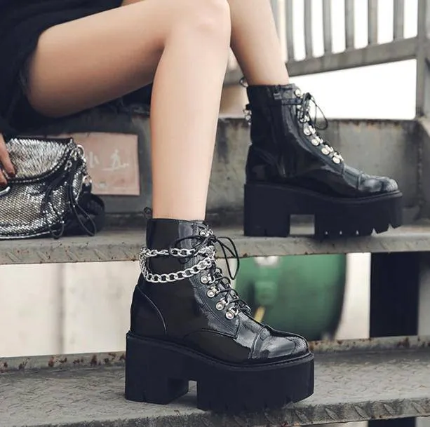 Chunky Boots With Chain