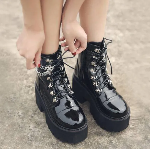 Chunky Boots With Chain