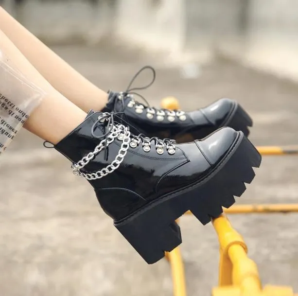 Chunky Boots With Chain
