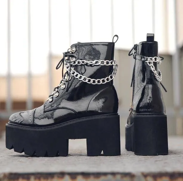 Chunky Boots With Chain