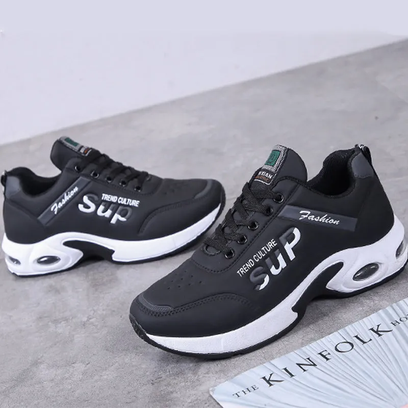 Fashion sneakers in leather - comfort and style for everyday life