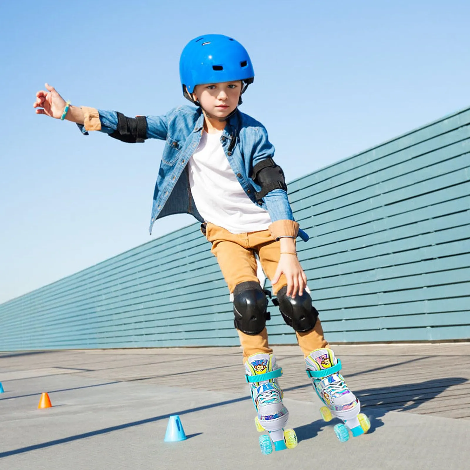 Kids Roller Skates with Light up Wheels 4 Sizes Adjustable Fun Illuminating Roller Skates for Toddler Kids Beginners Outdoor Skating with Hard-Shell Ankle Support (Blue, Large-(4Y-7Y))