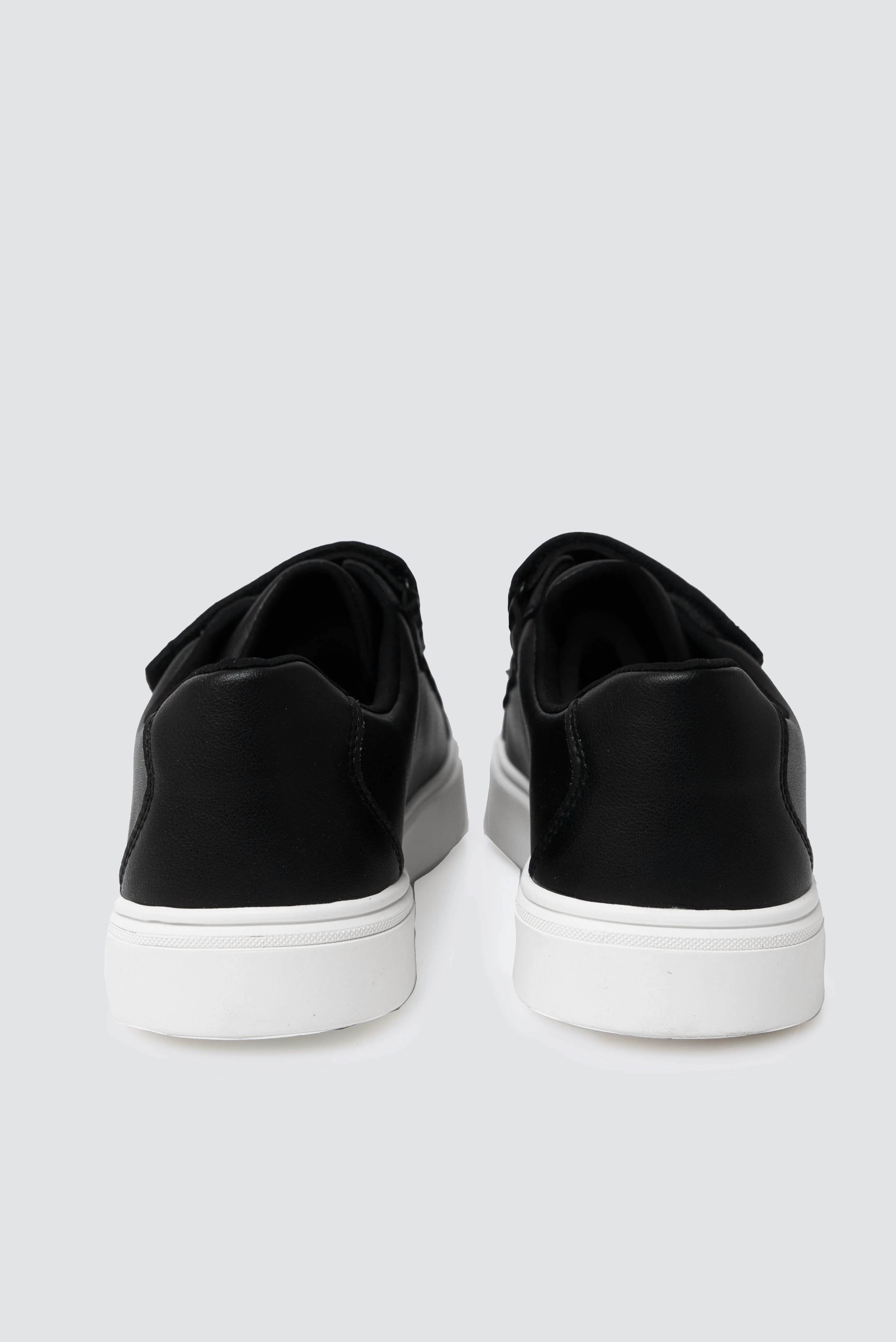 Men Triple Loop Style Sneakers