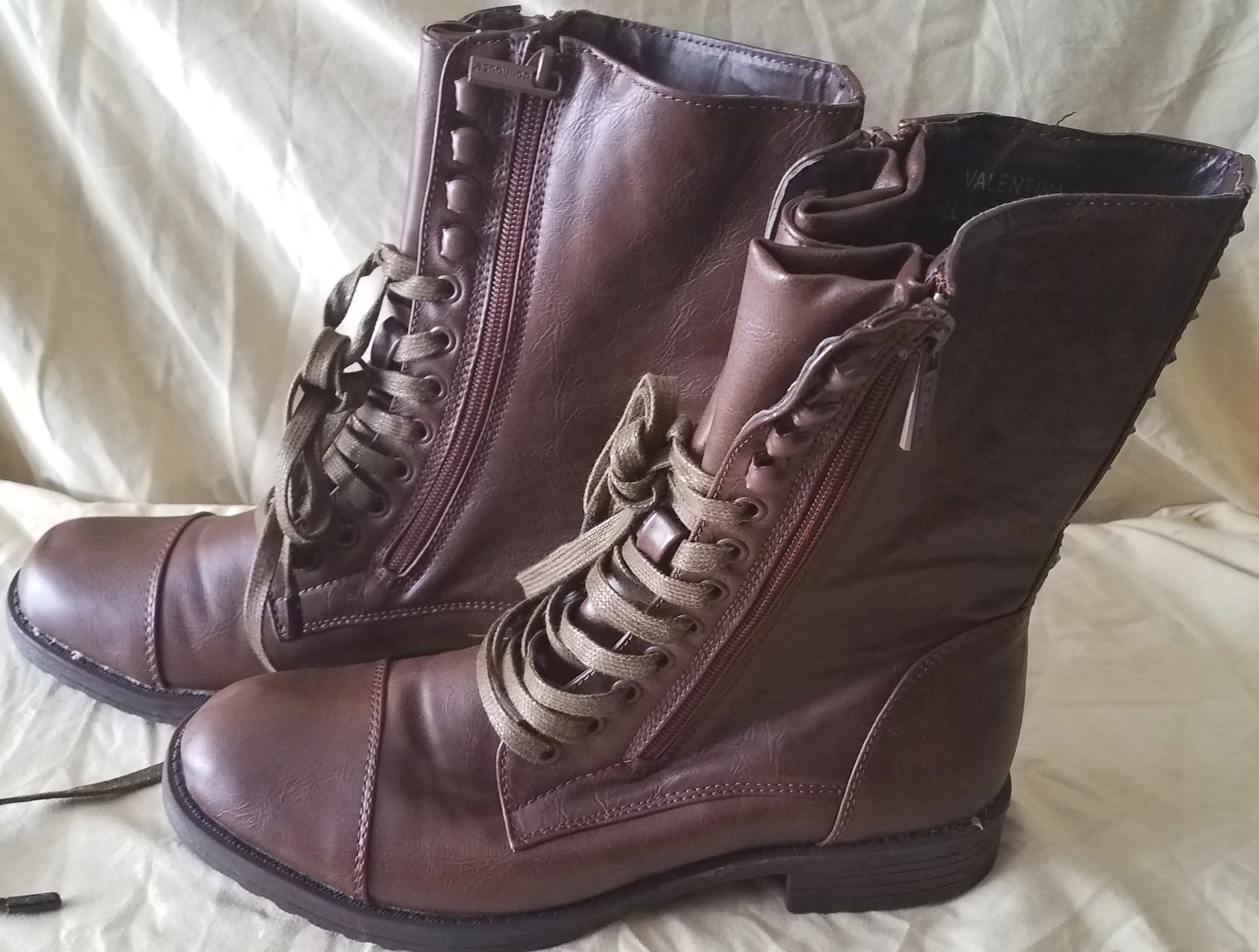 Women's Brown Size 8.5 DOLLHOUSE Laceup / Zip Up Boots
